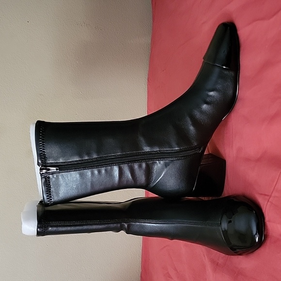 Steve Madden Eiffel Booties - Picture 4 of 12